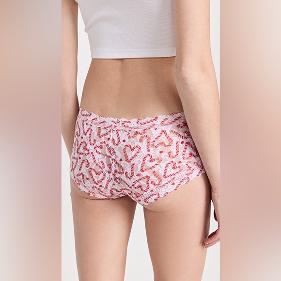 New🌟Hanky Panky
Candy Cane Boy Shorts - Picture 2 of 3